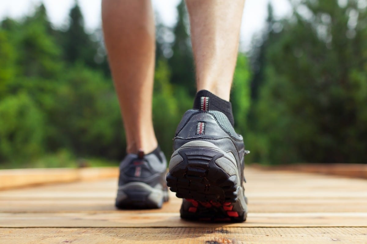 best running shoes for flat feet and bunions
