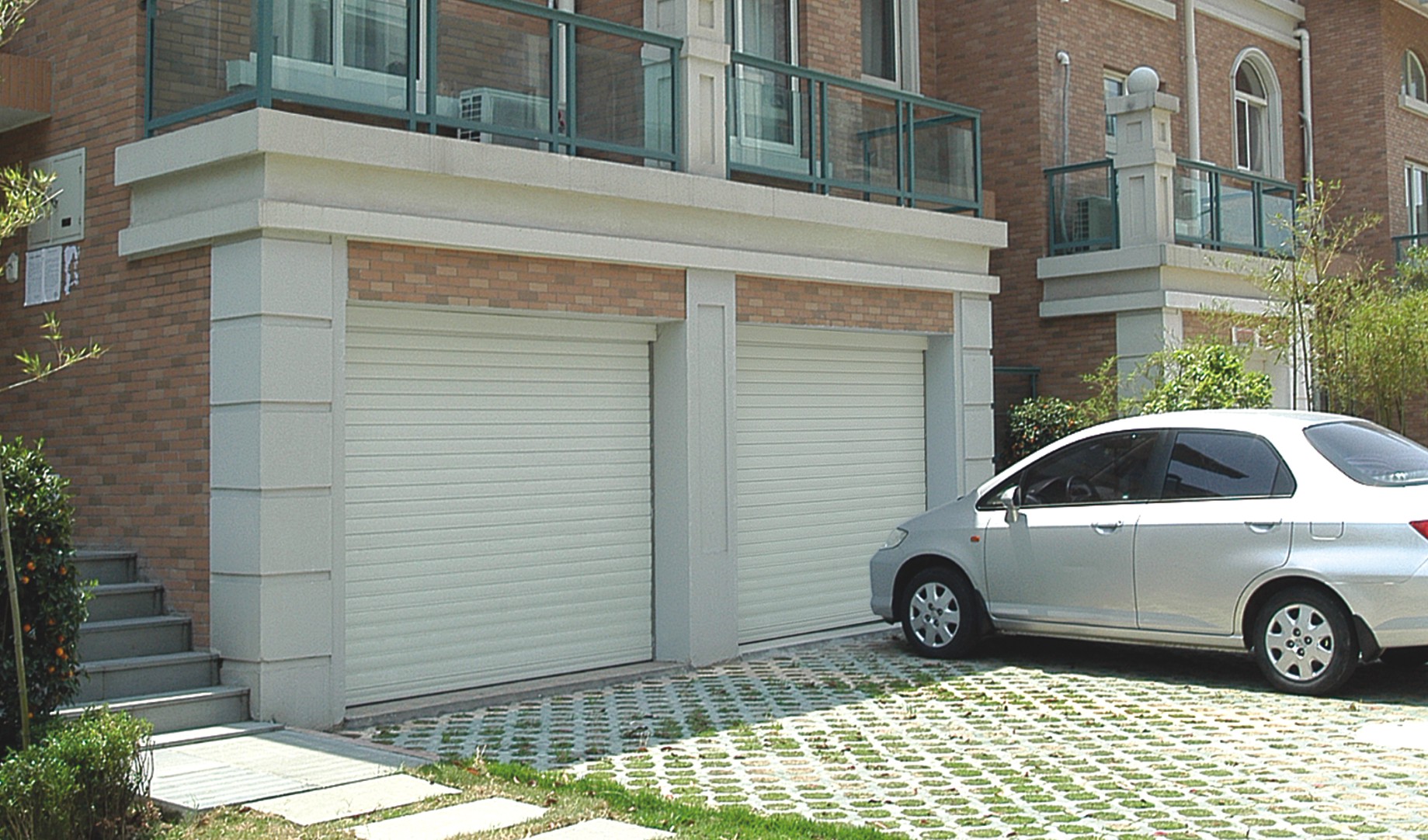 roller door repairs Adelaide hills